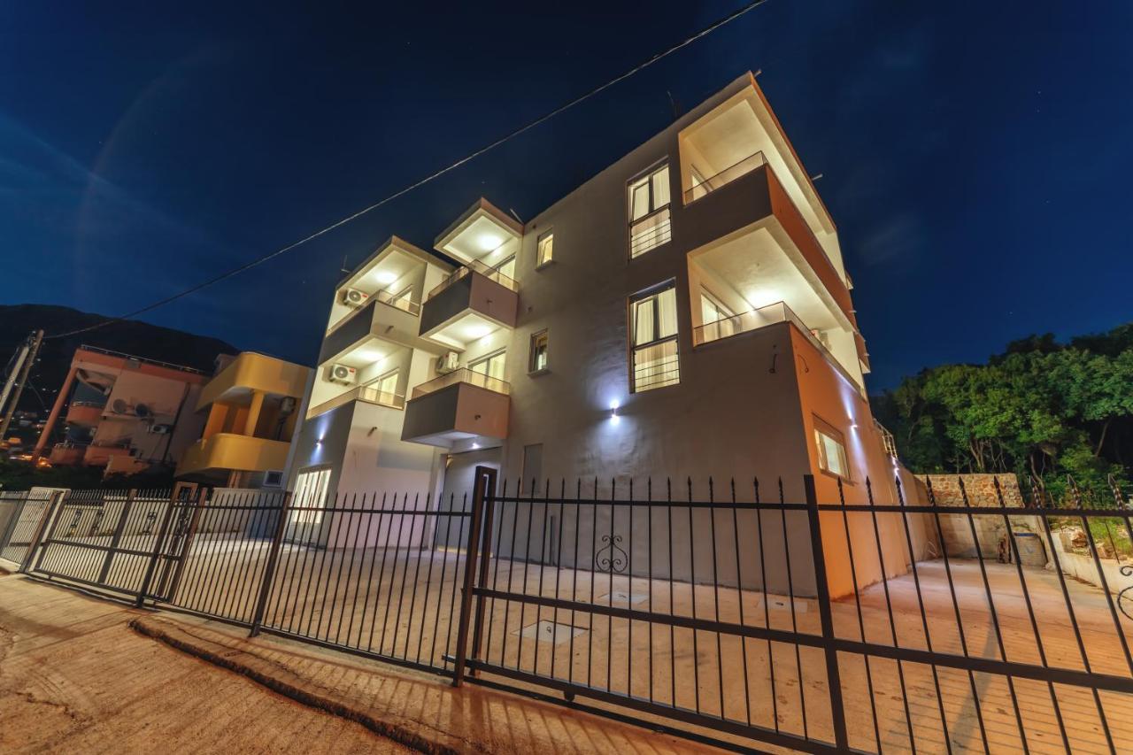 Harasta Lux Διαμέρισμα Bar Εξωτερικό φωτογραφία