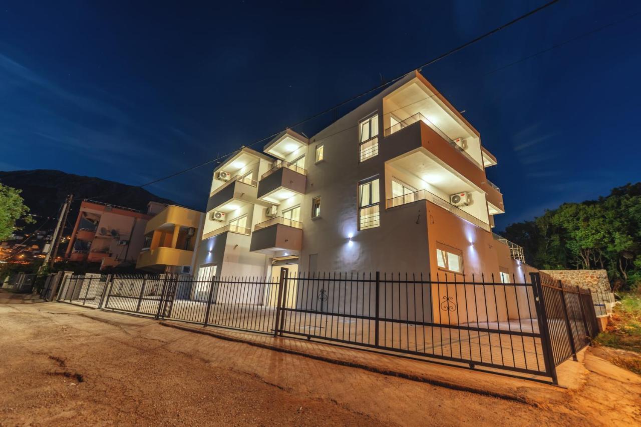 Harasta Lux Διαμέρισμα Bar Εξωτερικό φωτογραφία