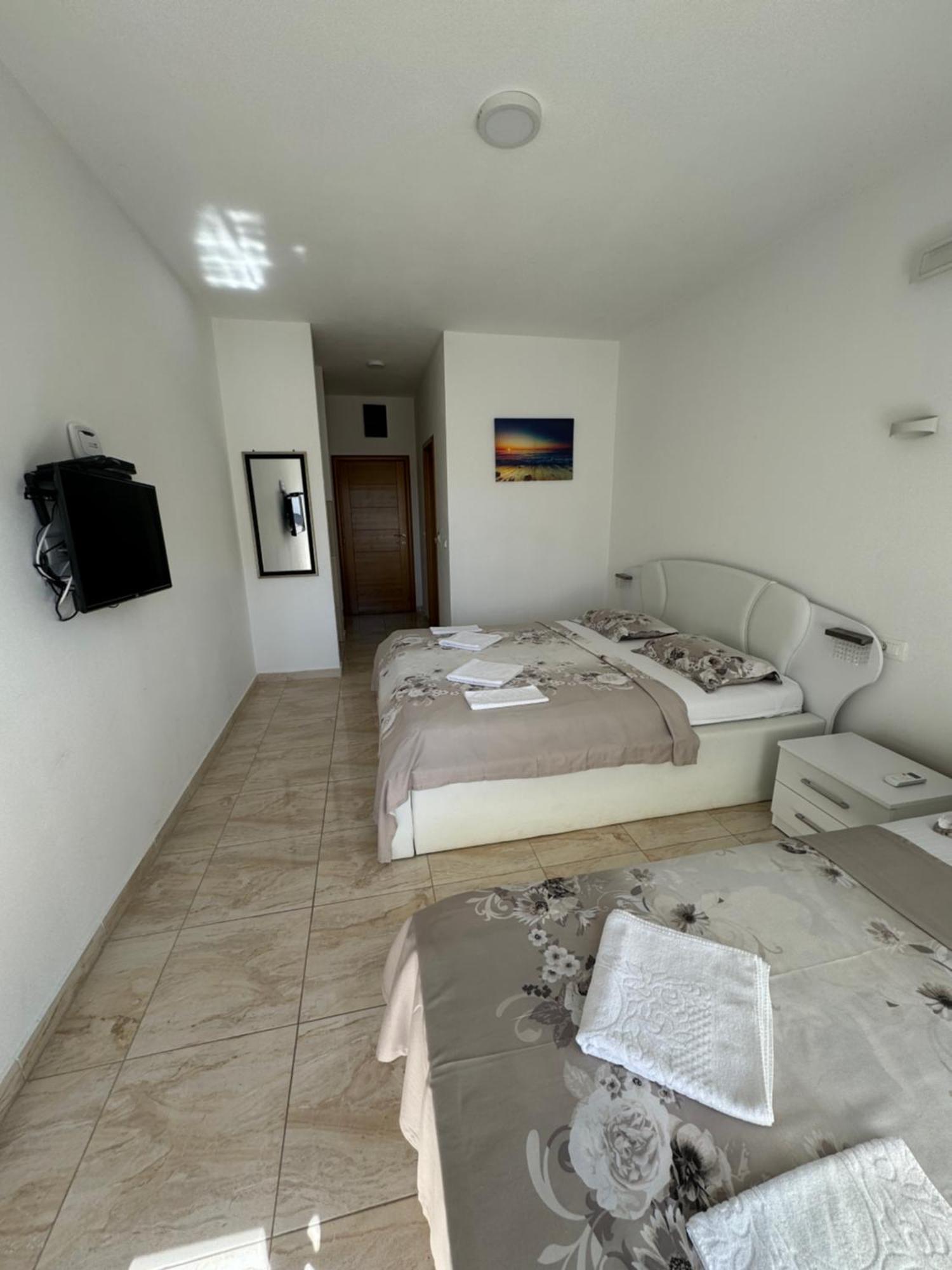 Harasta Lux Διαμέρισμα Bar Εξωτερικό φωτογραφία