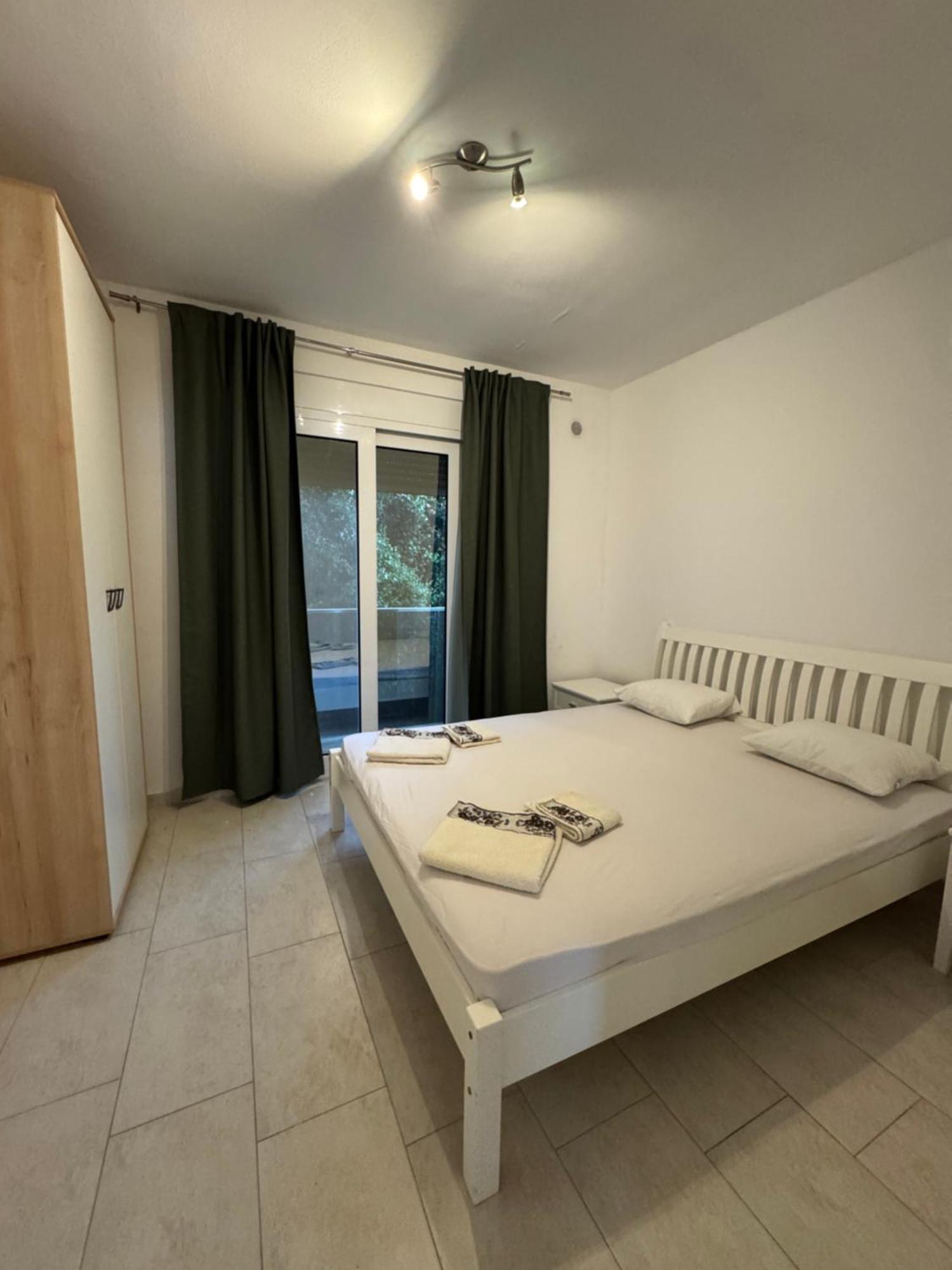 Harasta Lux Διαμέρισμα Bar Εξωτερικό φωτογραφία